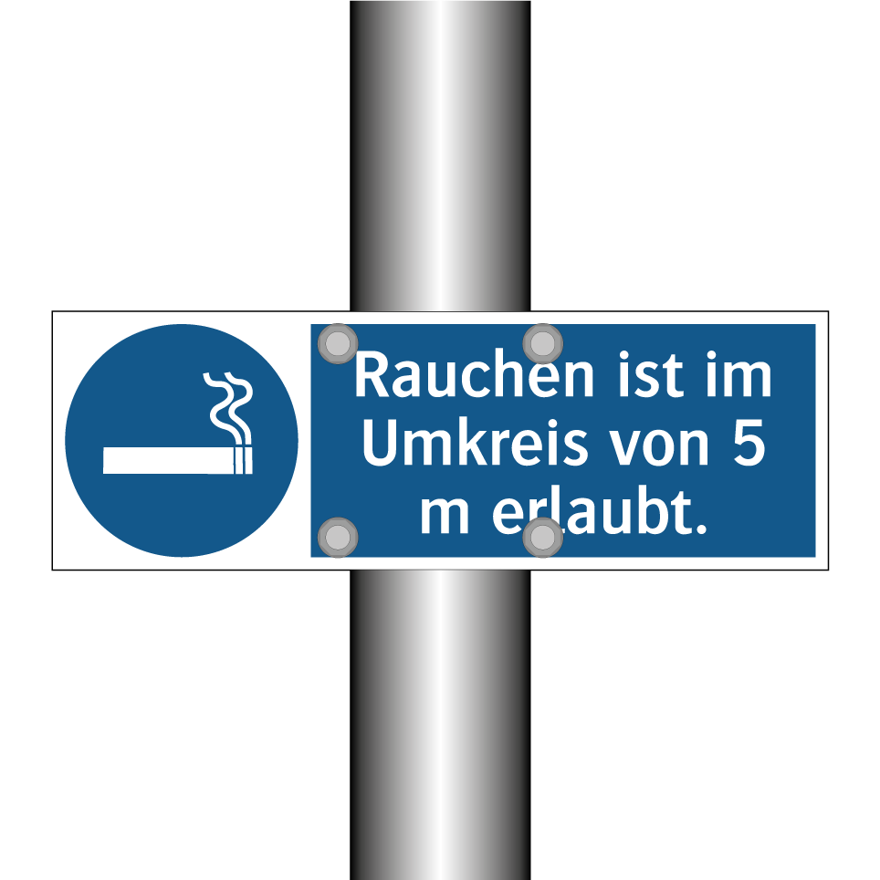 Rauchen ist im Umkreis von 5 m erlaubt.