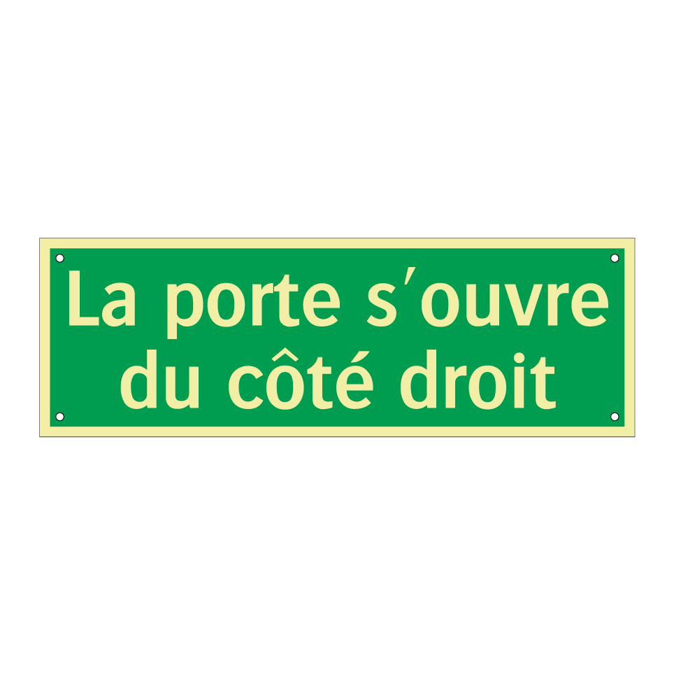 La porte s'ouvre du côté droit