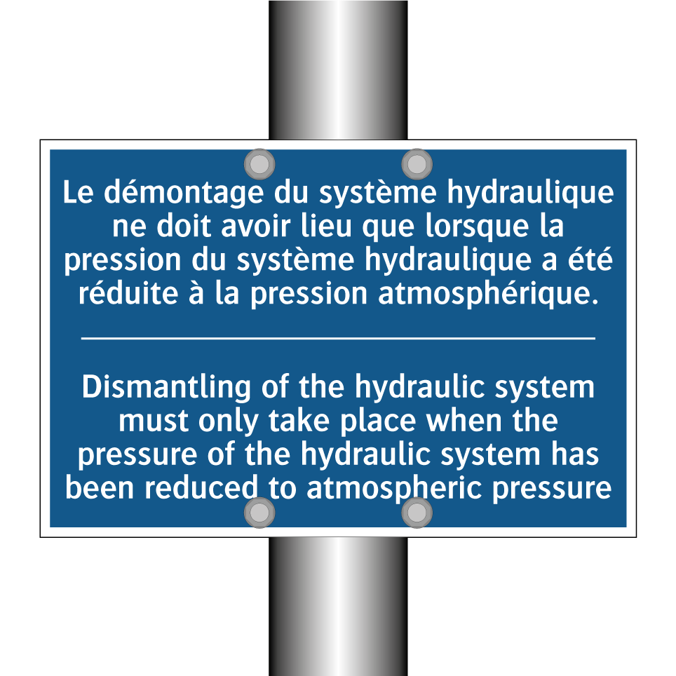 Le démontage du système hydraulique /.../ - Dismantling of the hydraulic system /.../