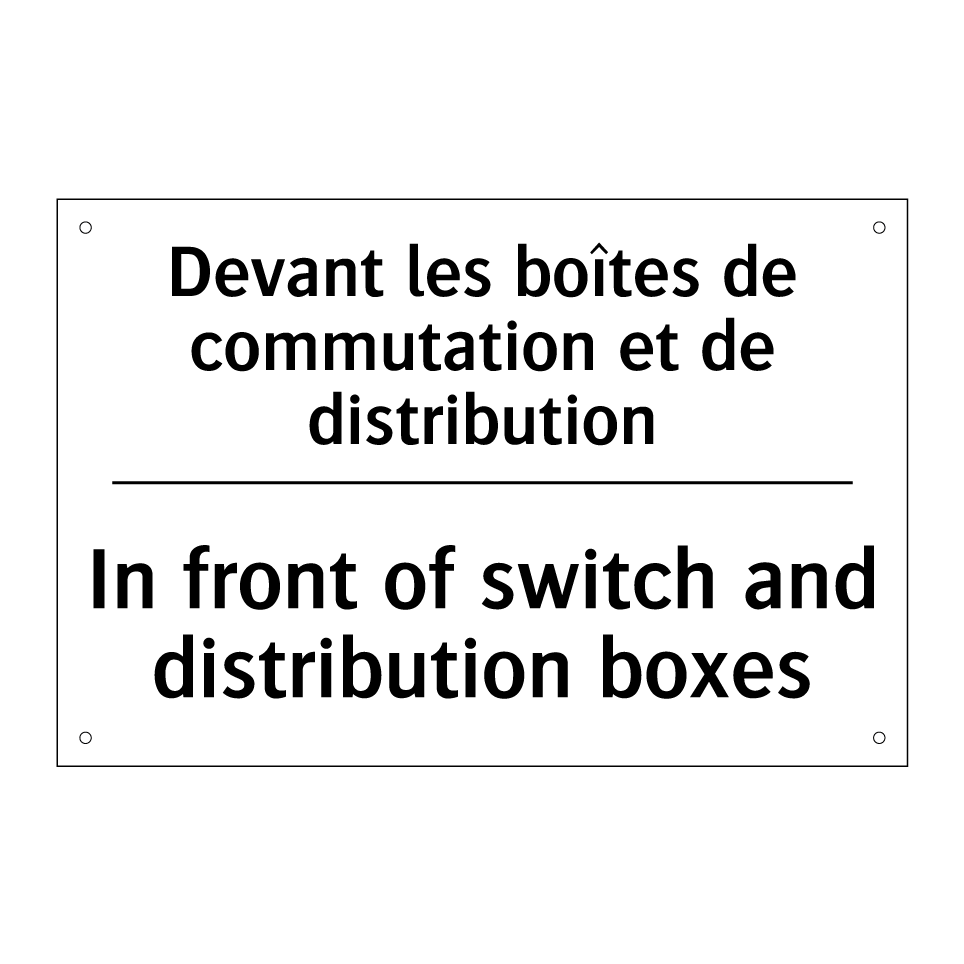 Devant les boîtes de commutation /.../ - In front of switch and distribution /.../