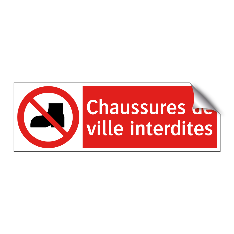Chaussures de ville interdites
