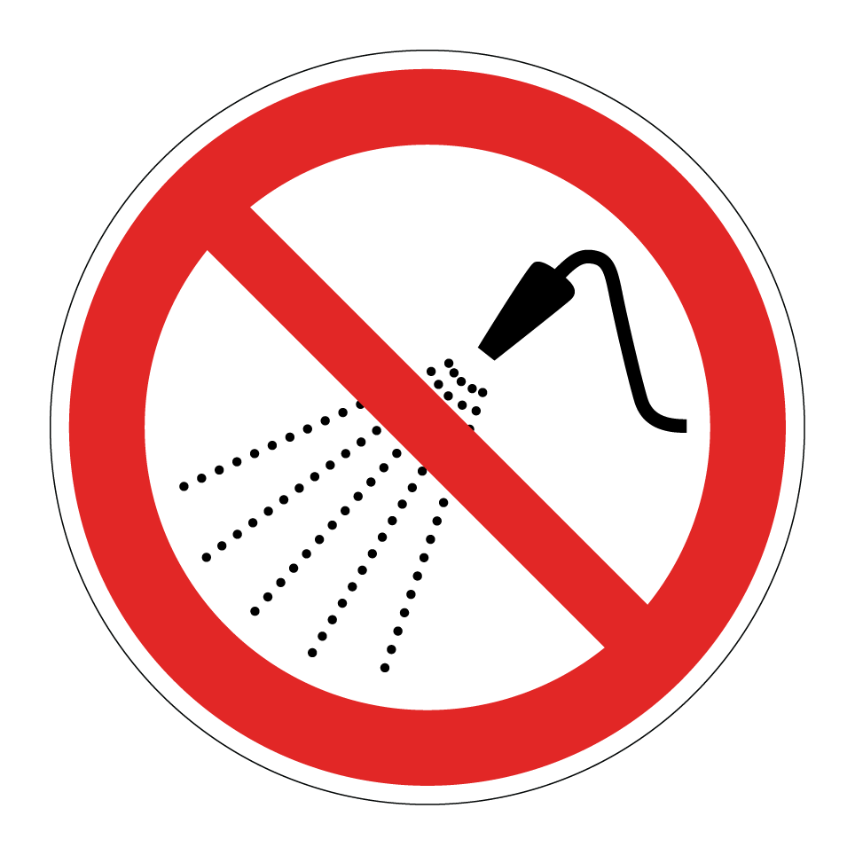 P016 Interdit d’asperger avec de l’eau
