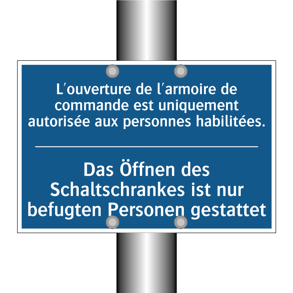 Das Öffnen des Schaltschrankes  /.../ - L'ouverture de l'armoire de commande  /.../