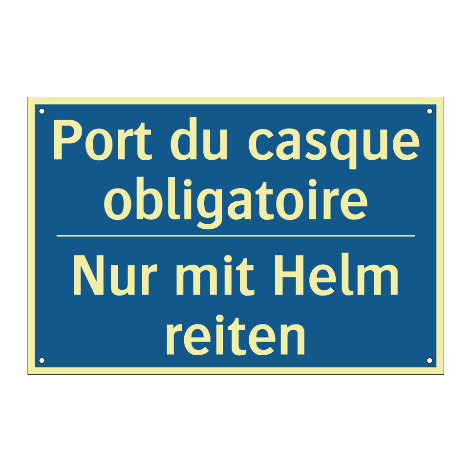 Nur mit Helm reiten - Port du casque obligatoire