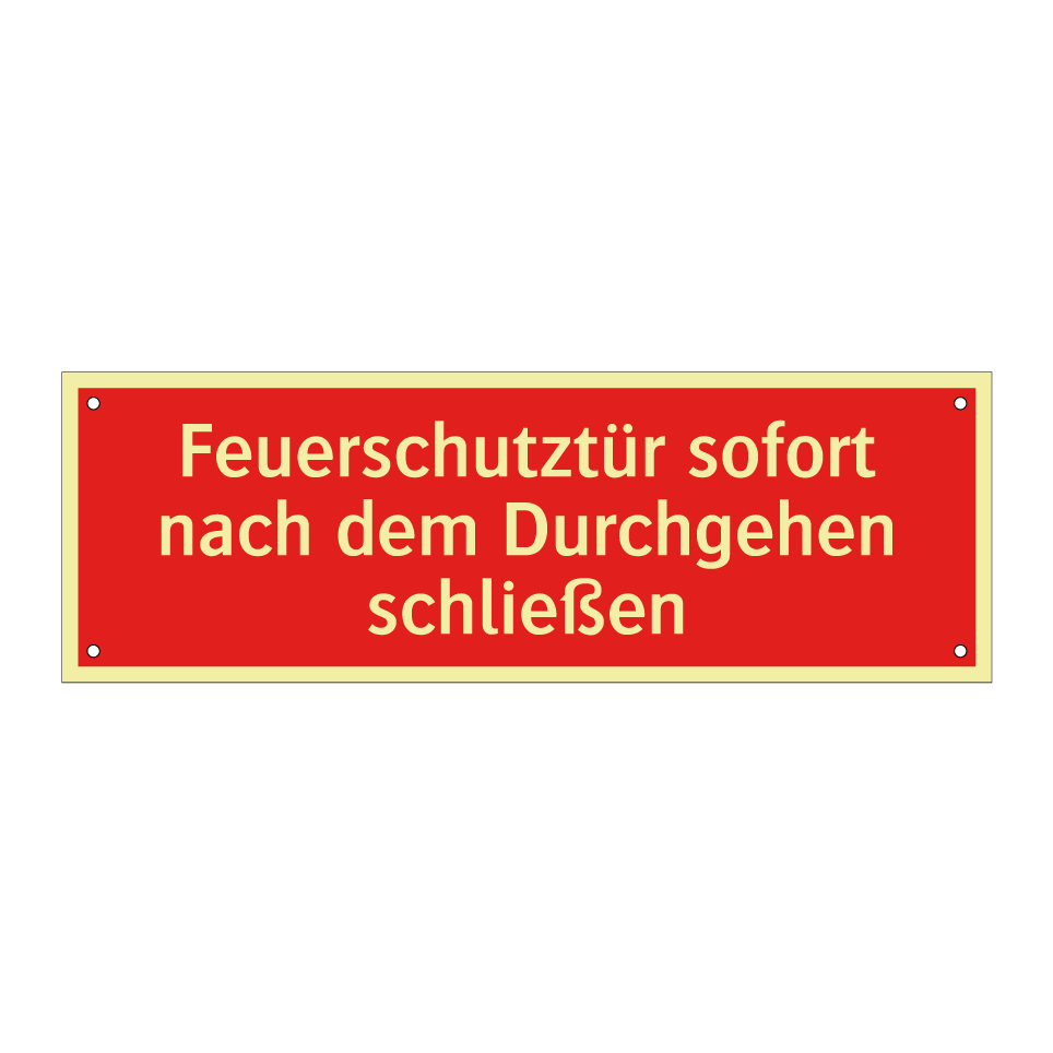 Feuerschutztür sofort nach dem Durchgehen schließen