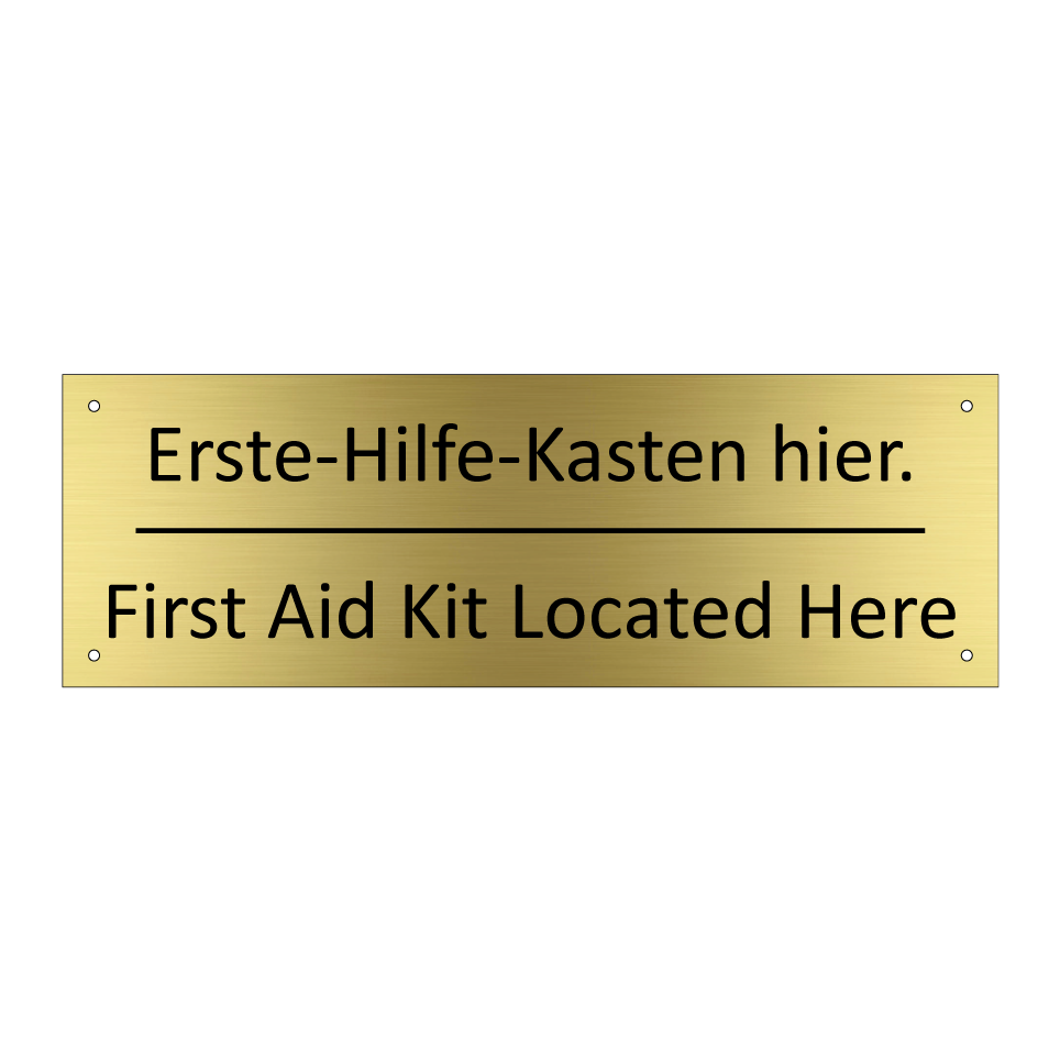 Erste-Hilfe-Kasten hier. - First Aid Kit Located Here
