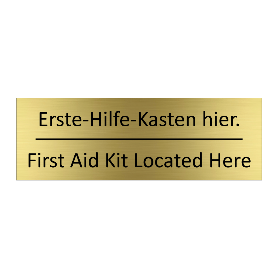 Erste-Hilfe-Kasten hier. - First Aid Kit Located Here