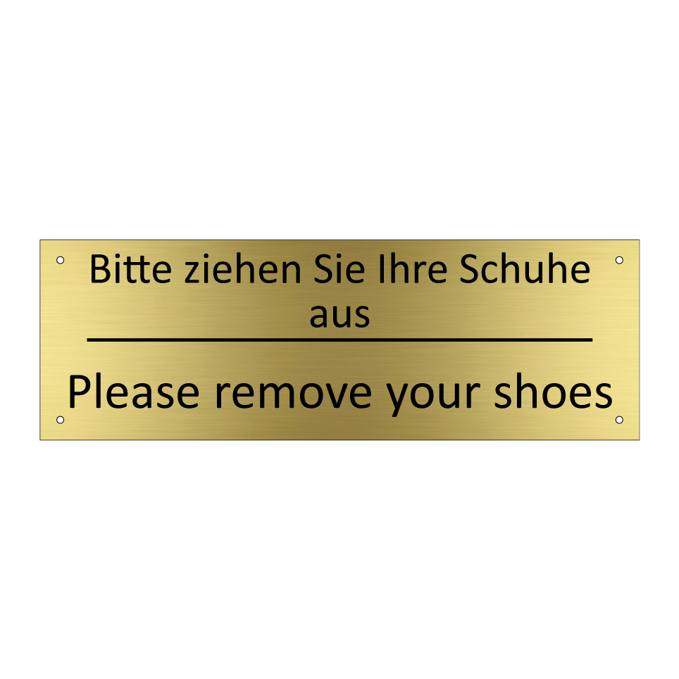 Bitte ziehen Sie Ihre Schuhe aus /.../ - Please remove your shoes