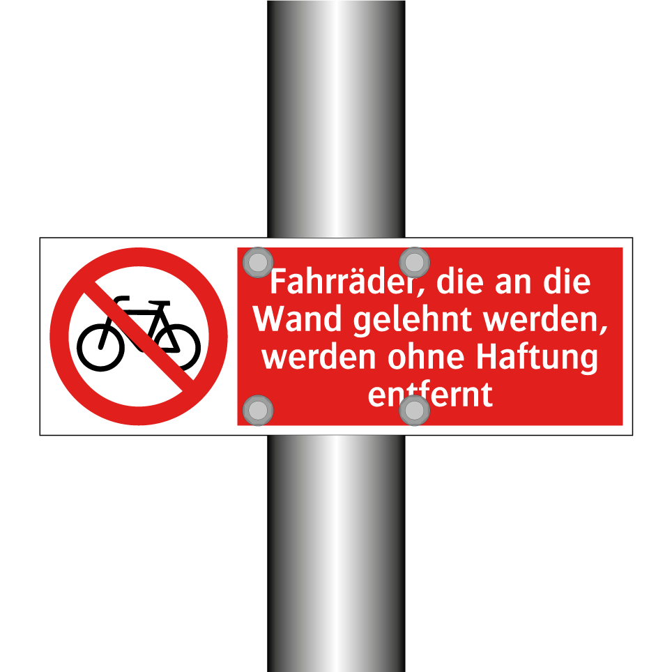 Fahrräder, die an die Wand gelehnt werden, werden ohne Haftung entfernt