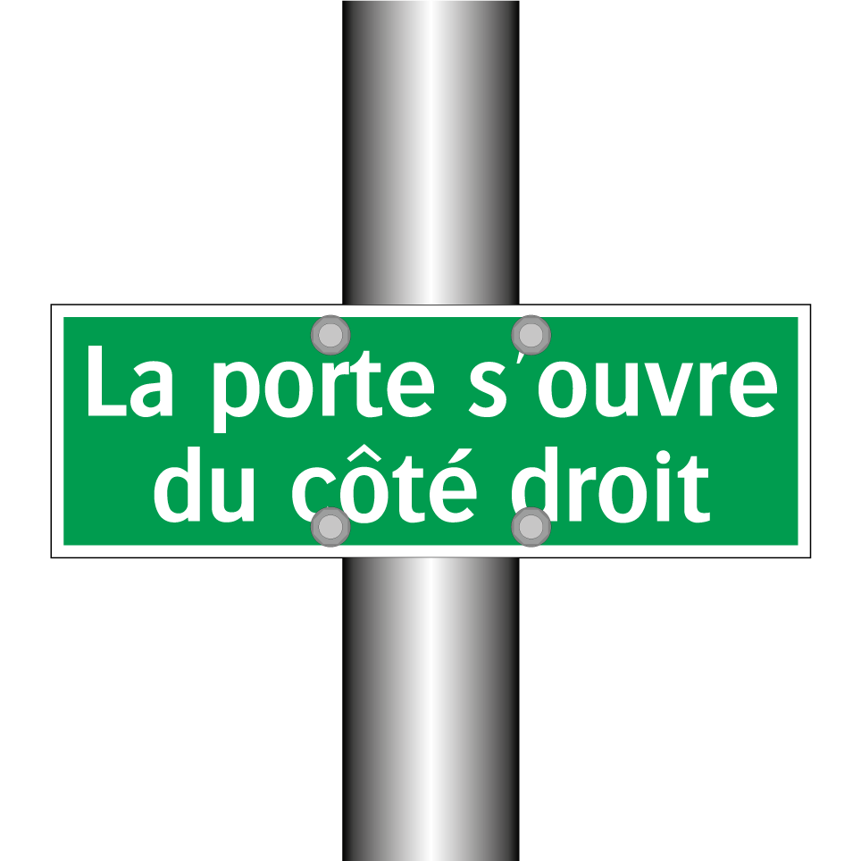 La porte s'ouvre du côté droit