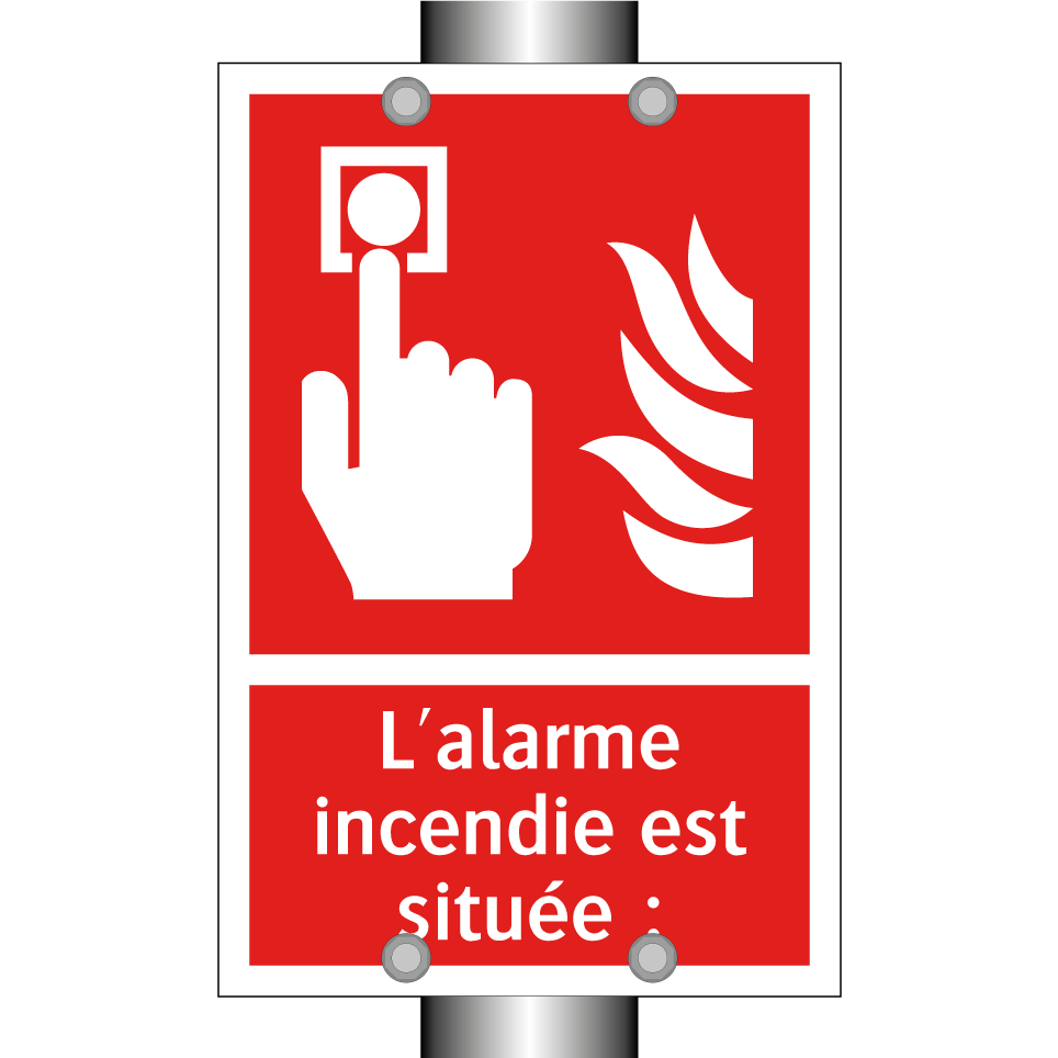 L'alarme incendie est située :