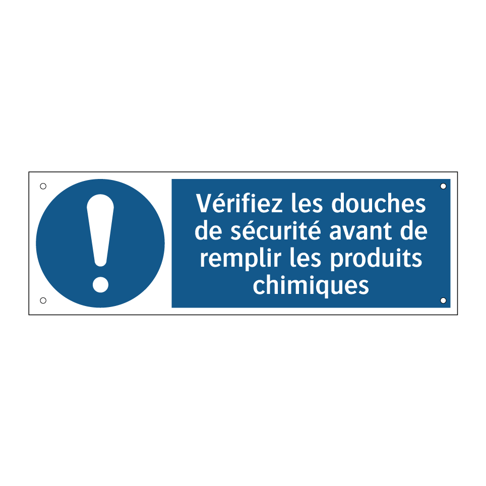 Vérifiez les douches de sécurité avant de remplir les produits chimiques