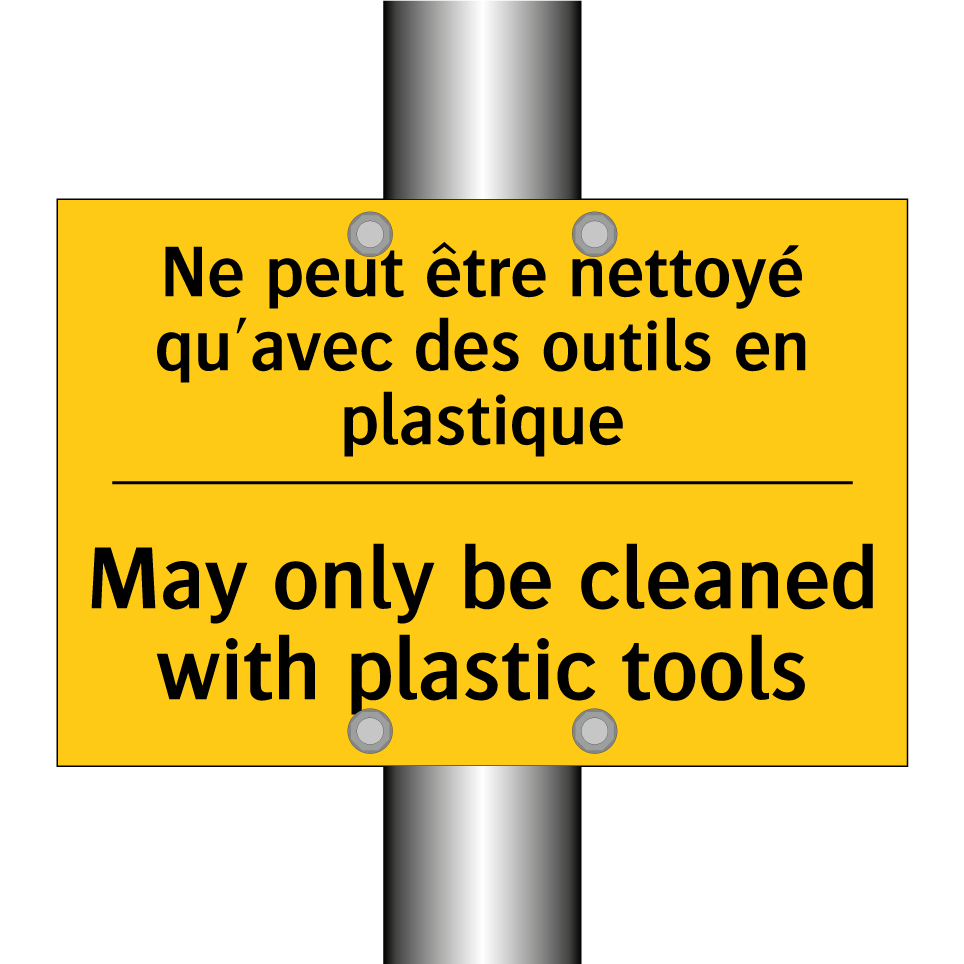 Ne peut être nettoyé qu'avec des  /.../ - May only be cleaned with plastic  /.../