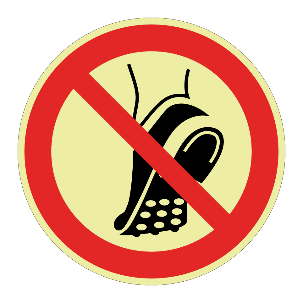 P035 Ne pas porter de chaussures à crampons métalliques