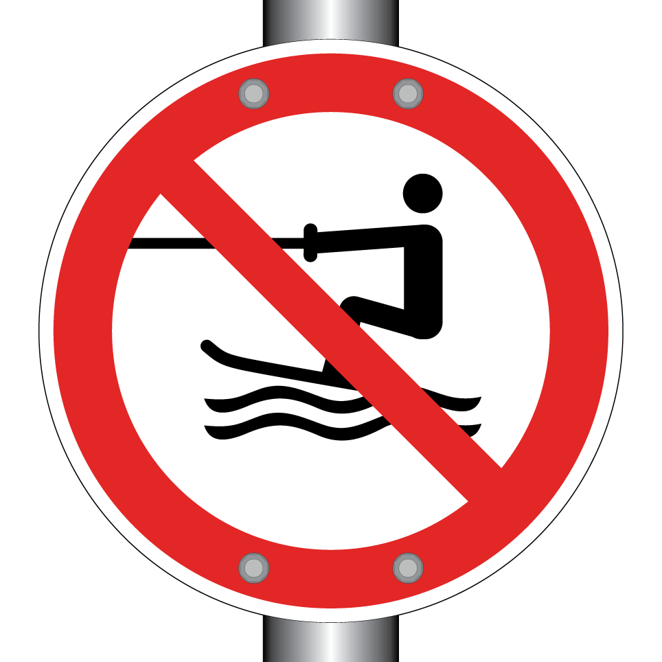 P058 Activité nautique tractée interdite